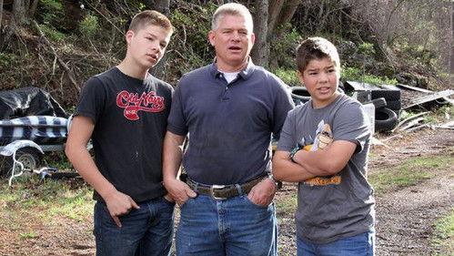 Bringing Up Bates Season 6 Episode 5 - He Said, She Shed