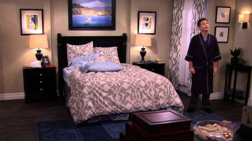 Friends with Better Lives Season 1 Episode 5 - Pros and Cons