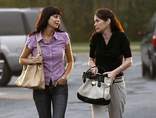 Army Wives Season 2 Episode 2 - Strangers in a Strange Land