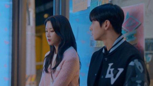 True Beauty Season 1 Episode 6 - Ju Kyung Runs into Bullies