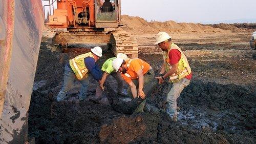 Gold Rush Season 6 Episode 8 - Mammoth Channel