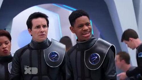 Lab Rats Season 4 Episode 20 - Ultimate Tailgate Challenge