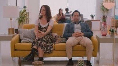 Love Spells Season 1 Episode 4 - What If We Play Spin the Bottle? (¿Y si jugamos botella?)