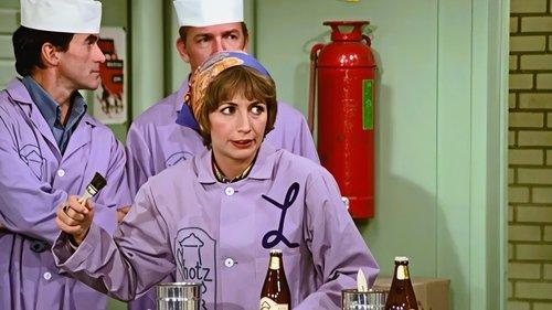 Laverne & Shirley Season 2 Episode 22 - Lonely at the Middle