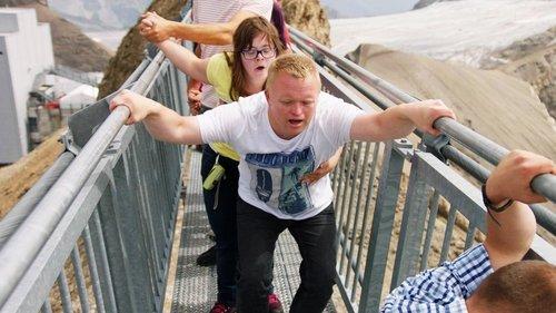 Down the road Season 1 Episode 8 - Episode 8