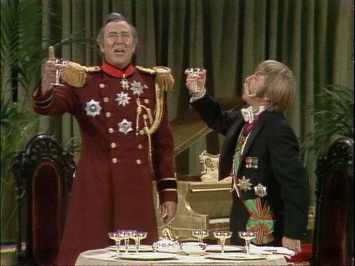 Rowan & Martin's Laugh-In Season 4 Episode 9 - Episode 9