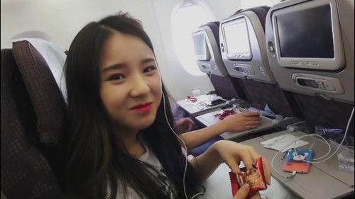 LOONA TV Season 1 Episode 2 - Episode 2 - HeeJin