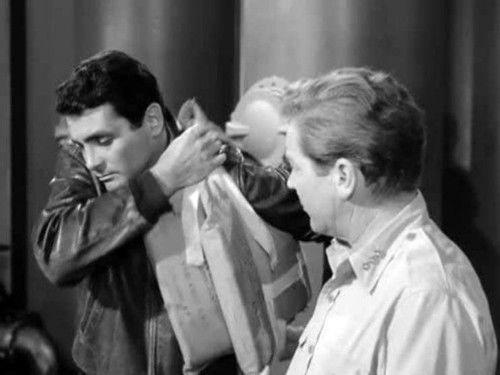 Voyage to the Bottom of the Sea Season 1 Episode 11 - The Magnus Beam