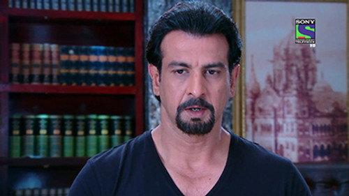 Adaalat Season 1 Episode 268 - Kaal Ka Haiwaan Part 1