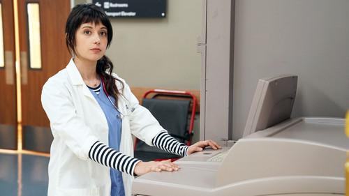The Resident Season 2 Episode 22 - Broker and Broker