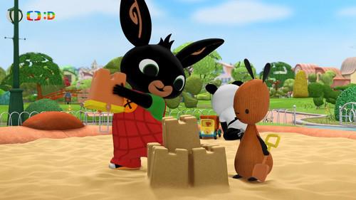 Bing Season 1 Episode 48 - Sandcastle