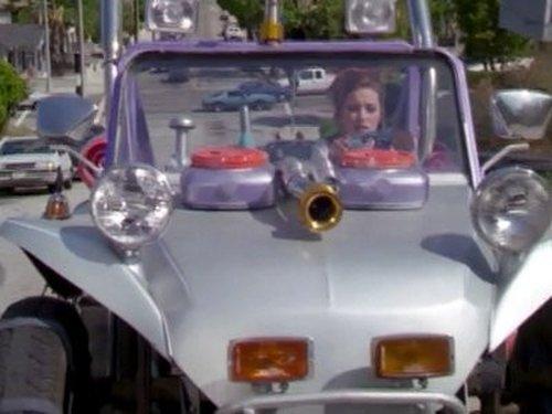 V.I.P. Season 1 Episode 7 - Deconstructing Peri