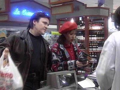 Un gars, une fille Season 1 Episode 2 - En voiture 1 - À l'épicerie - Avec Daniel et Loulou