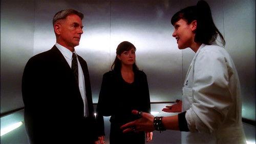 NCIS Season 1 Episode 19 - Dead Man Talking