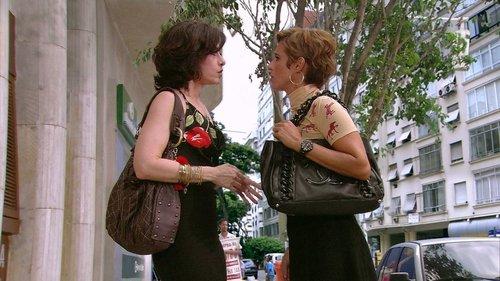 Tapas & Beijos Season 1 Episode 4 - Fatima and Sueli have a disagreement with the bus driver