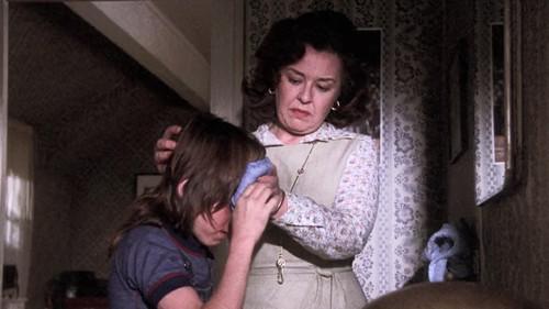 Family Season 1 Episode 1 - Pilot (a.k.a. The Best Years)