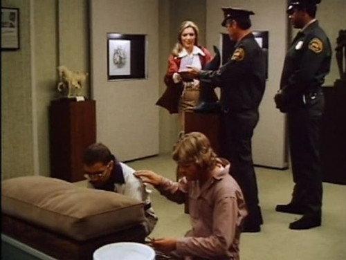 Kojak Season 3 Episode 24 - Both Sides of the Law