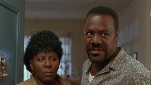 Law & Order Season 1 Episode 11 - Out Of The Half-Light