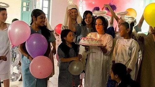 Lady, la vendedora de rosas Season 1 Episode 13 - Episode 13