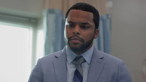 Tyler Perry's Sistas Season 8 Episode 18 - War to Roses