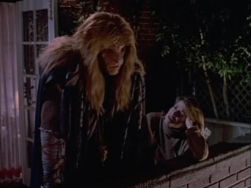 Beauty and the Beast Season 2 Episode 7 - A Fair and Perfect Knight