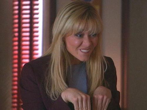 Sue Thomas: F.B.Eye Season 2 Episode 11 - To Grandmother's House We Go