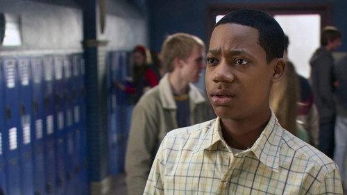 Everybody Hates Chris Season 4 Episode 1 - Everybody Hates Tattaglia