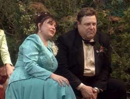 Roseanne Season 8 Episode 23 - The Wedding