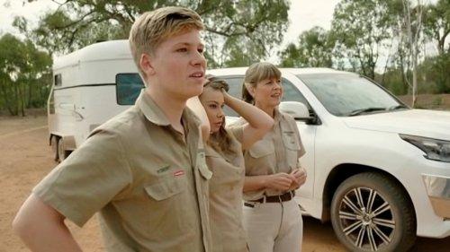Crikey! It's the Irwins Season 2 Episode 3 - Road Trip Rescue