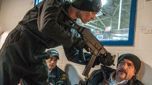 Chicago P.D. Season 2 Episode 16 - What Puts You on That Ledge