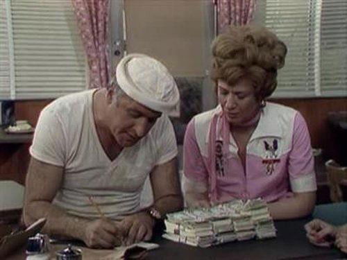 Alice Season 1 Episode 23 - The Bundle