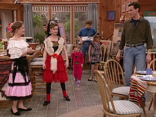 Full House Season 5 Episode 25 - Captain Video (1)