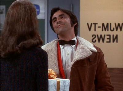 The Mary Tyler Moore Show Season 2 Episode 3 - He's No Heavy . . . He's My Brother