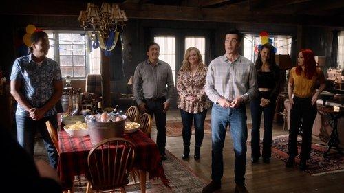 Resident Alien Season 2 Episode 8 - Alien Dinner Party