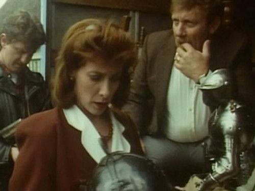 Lovejoy Season 2 Episode 5 - Who Dares, Sings