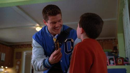 The Middle Season 2 Episode 3 - The Diaper Incident