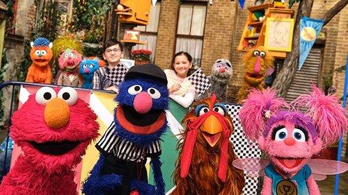 Sesame Street Season 56 Episode 1 - Elmo Runs the Race