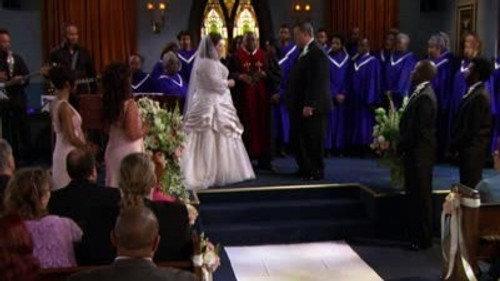 Mike & Molly Season 2 Episode 23 - The Wedding