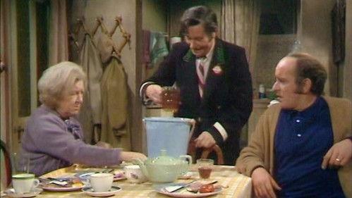 On the Buses Season 3 Episode 4 - Brew It Yourself