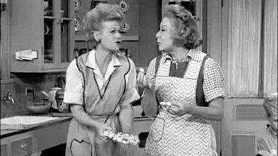 The Lucy Show Season 1 Episode 20 - Lucy and Viv Become Tycoons