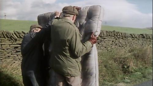 Last of the Summer Wine Season 8 Episode 2 - Keeping Britain Tidy
