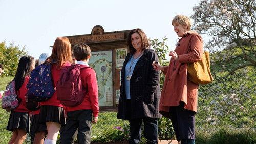 The Trouble with Maggie Cole Season 1 Episode 1 - Episode 1