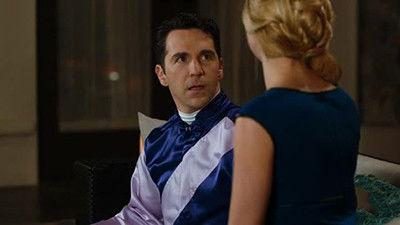 UnREAL Season 3 Episode 1 - Oath