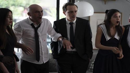 Var Bunlar Season 3 Episode 13 - Episode 13