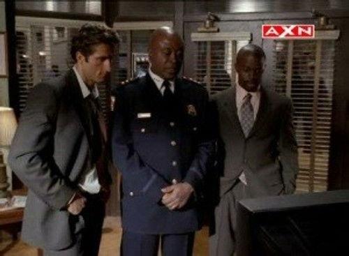 The District Season 3 Episode 9 - Return of the King