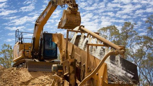 Gold Rush: Parker's Trail Season 4 Episode 4 - Trial by Fire