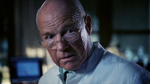 13 Hours: Race Against Time Season 2 Episode 5 - 12:00