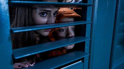 Creeped Out Season 1 Episode 9 - Kindlesticks