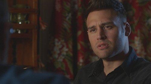 9-1-1 Season 5 Episode 17 - Hero Complex