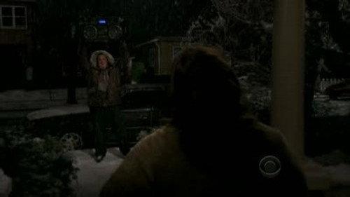 Mike & Molly Season 1 Episode 16 - First Valentine's Day